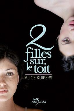 Deux filles sur le toit