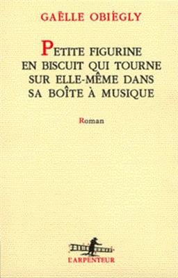 Petite figurine en biscuit qui tourne sur elle-même dans sa boîte à musique