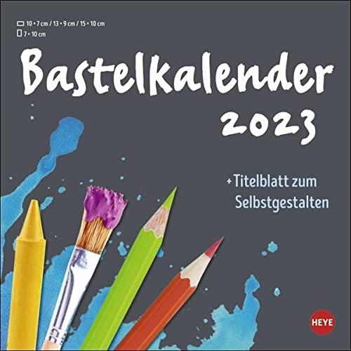 Bastelkalender 2023 anthrazit klein - Fotokalender mit Titelblatt zum Selbstgestalten und Monatskalendarium - Format 17,5 x 17,5 cm