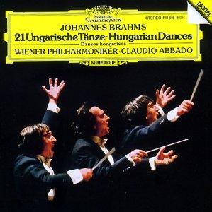 Brahms: Ungarische Tänze Nr.1-21 [Musikkassette] [Musikkassette]