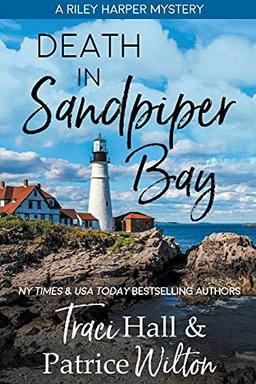 Death in Sandpiper Bay (A Riley Harper Mystery, Band 1)