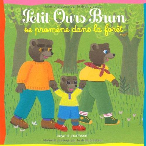 Petit Ours Brun se promène dans la forêt