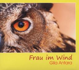 Frau im Wind