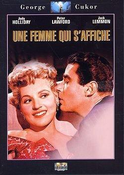 Une femme qui s'affiche [FR IMPORT]