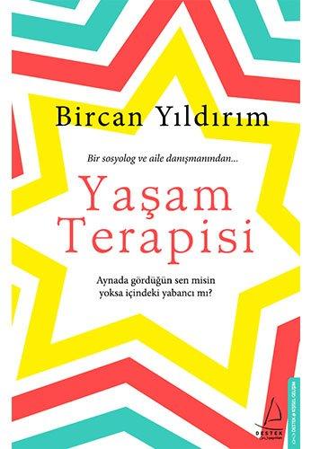 Yasam Terapisi: Aynada gördügün sen misin yoksa icindeki yabanci mi: Bir sosyolog ve aile danışmanından Aynada gördüğün sen misin yoksa içindeki yabancı mı?