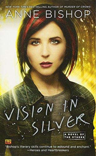 Vision In Silver (A Novel of the Others, Band 3)