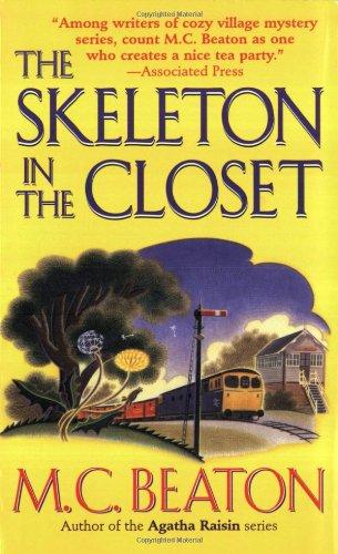 The Skeleton in the Closet (St. Martin's Minotaur Mysteries)