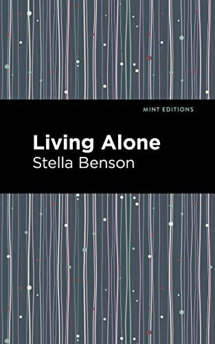 Living Alone (Mint Editions―Fantasy and Fairytale)