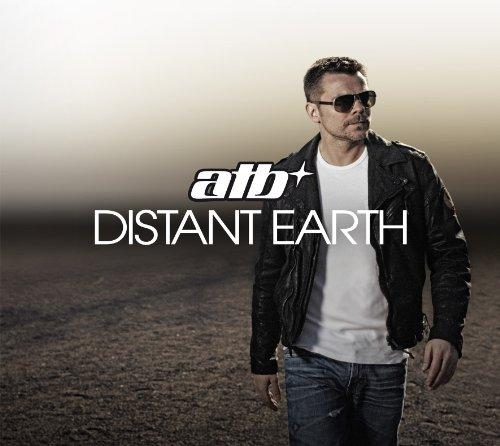 Distant Earth (Limitierte,signierte 3CD-Deluxe Fanbox inkl. Bonus-CD, Armband, Sticker + Karten)