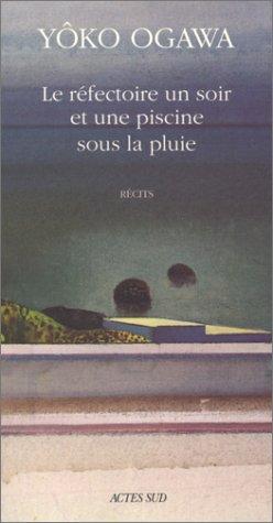 Le réfectoire un soir et une piscine sous la pluie. Un thé qui ne refroidit pas