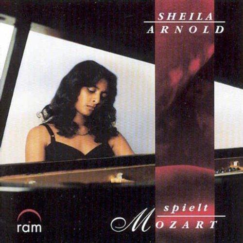 Sheila Arnold Spielt Mozart