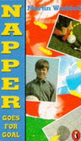 Napper Goes for Goal (Puffin Books)