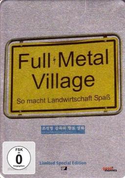 Full Metal Village - Metal-Pack (limitierte Auflage mit Benzinfeuerzeug und DIN A2 Poster) [Special Edition]