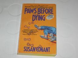 Dog Trainer Mystery : Paws before Dying