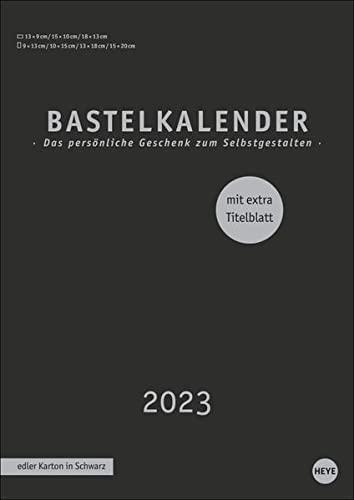 Bastelkalender 2023 Premium schwarz A4 - edler Karton in Schwarz - Fotokalender mit extra Titelblatt zum Selbstgestalten und Monatskalendarium - Format 21 x 29,7 cm