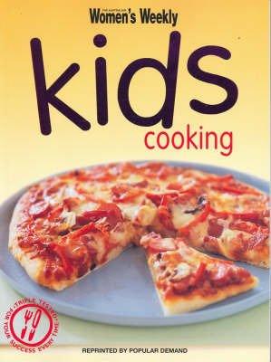 Kids Cooking (The Australian Women's Weekly: New Essentials)