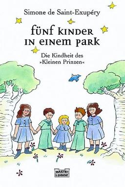 Fünf Kinder in einem Park.