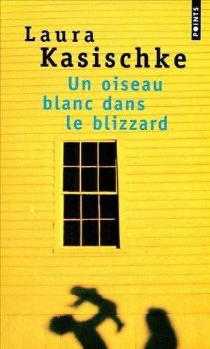 Un oiseau blanc dans le blizzard