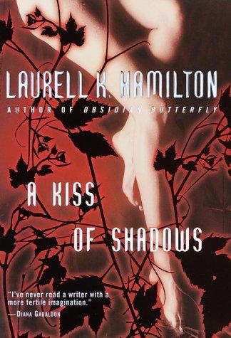 A Kiss of Shadows (Meredith Gentry Novels)