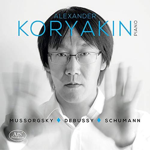 Alexander Koryakin spielt Werke von Mussorgsky, Debussy & Schumann