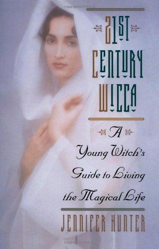 21st Century Wicca: A Young Witch's Guide to Living the Magical Life (Citadel Library of the Mystic Arts)