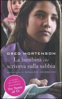 La bambina che scriveva sulla sabbia