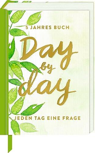 5 JahresBuch: Day by day – Jeden Tag eine Frage