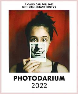 PHOTODARIUM 2022: Every Day a Polaroid. (Poladarium / Photodarium)