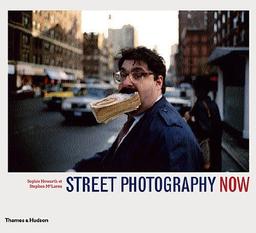 Street photography now : 301 photographies en couleurs et en noir et blanc