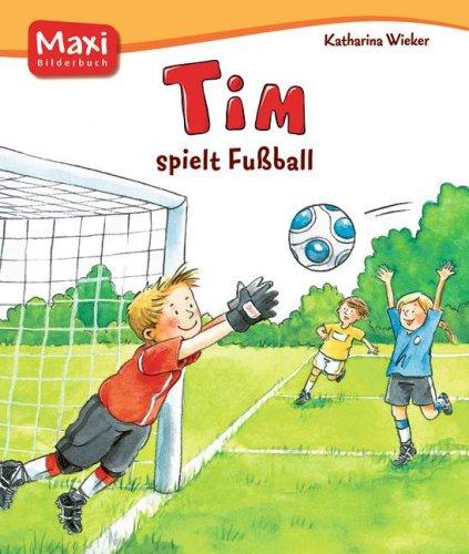 Tim spielt Fußball