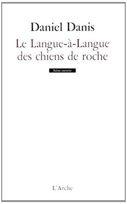 Le langue à langue des chiens de roche