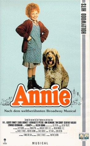 Annie [VHS]