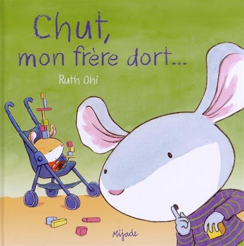 Chut, mon frère dort...