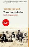 Vrouw in de schaduw: Een familiegeschiedenis