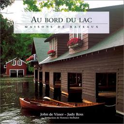 Au bord du lac : maisons de bateaux