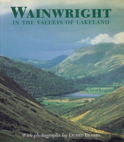 Wainwright in the Valleys Lakeland (Mermaid Books)