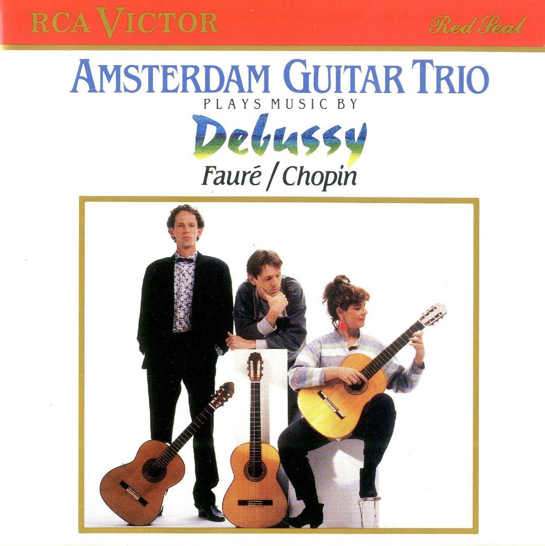 Amsterdam Guitar Trio Plays de