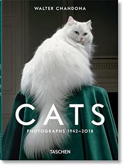 Cats : photographs 1942-2018