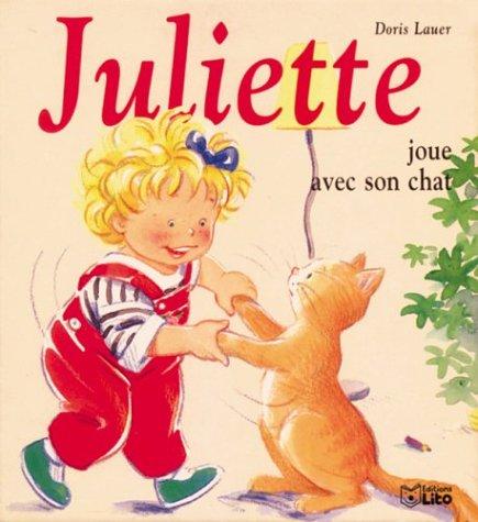 Juliette joue avec son chat